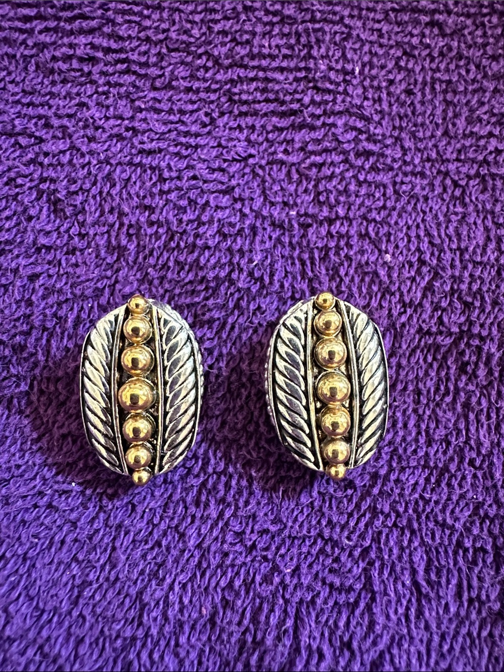 Two-Tone Leaf Bead Clip-on Earrings - Gold and Silver